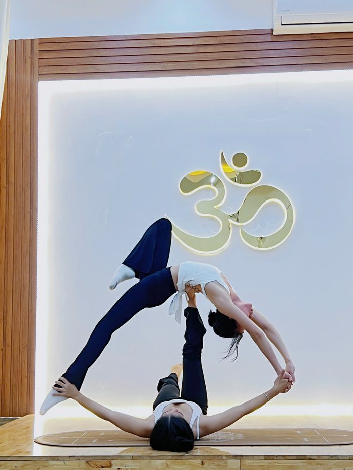 Thảo Nhi trong tư thế yoga - ảnh 2